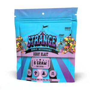 strange magic mushroom berry blast clusters 6000mg